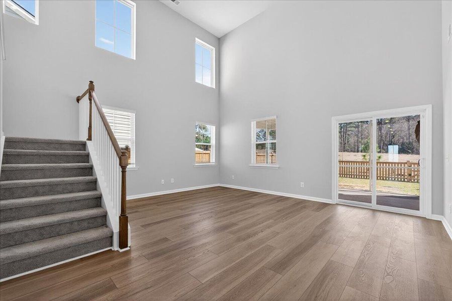 Spacious, unfurnished interior of a new home in Sweetgrass at Summers Corner, Summerville (Image 28).
