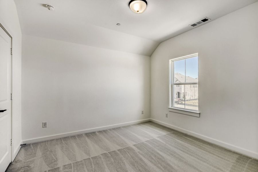 624 Damsel June - Bedroom 624 Damsel June - Bedroom