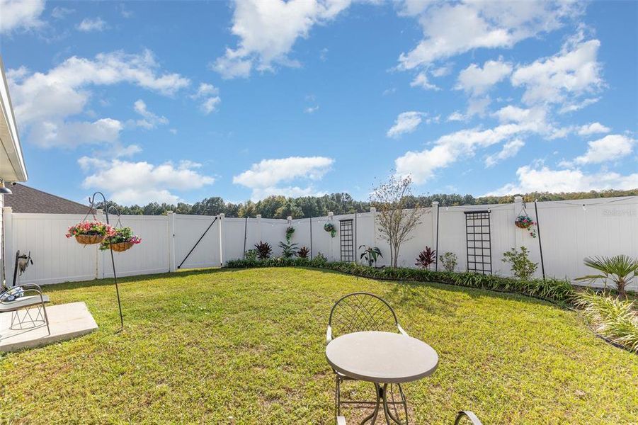 Exterior details and patio area of a home in , Lake City (Image 3).