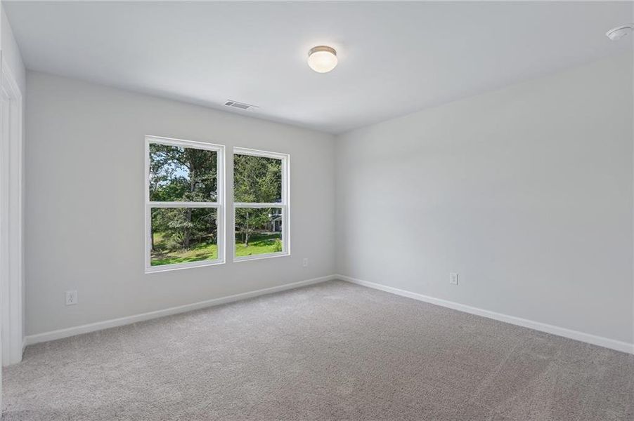 Spacious, unfurnished interior of a new home in Magnolia Trace, Flowery Branch (Image 18).