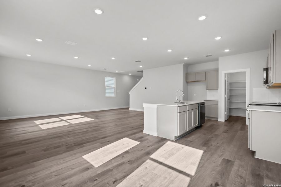Spacious, unfurnished interior of a new home in Applewhite Meadows, San Antonio (Image 26). Spacious, unfurnished interior of a new home in Applewhite Meadows, San Antonio (Image 26).