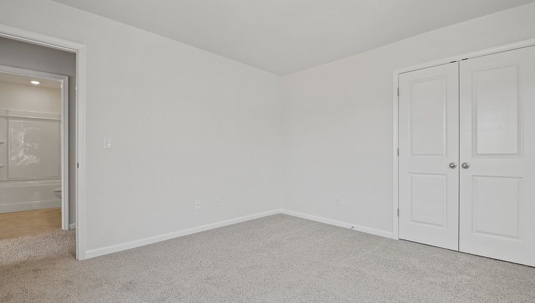 Spacious, unfurnished interior of a new home in Skybrook Corners, Huntersville (Image 23).