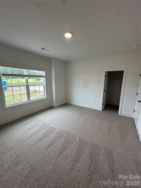 Spacious, unfurnished interior of a new home in Cardiff Glyn, Catawba (Image 15). Spacious, unfurnished interior of a new home in Cardiff Glyn, Catawba (Image 15).