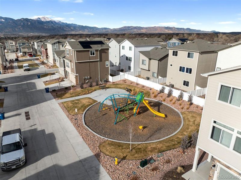 Community amenities in , Colorado Springs (Image 42).
