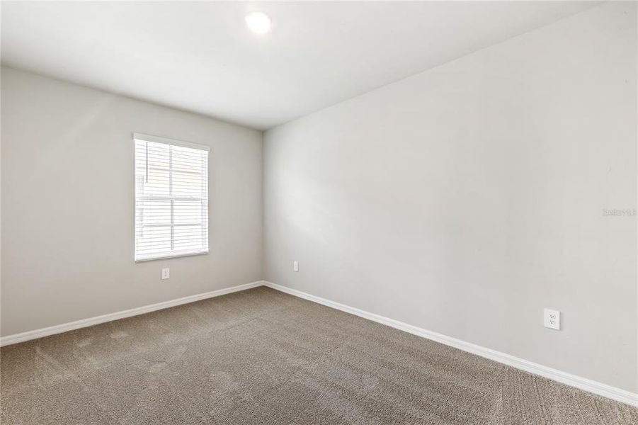 Spacious, unfurnished interior of a new home in Heritage Lake Park, Punta Gorda (Image 19). Spacious, unfurnished interior of a new home in Heritage Lake Park, Punta Gorda (Image 19).