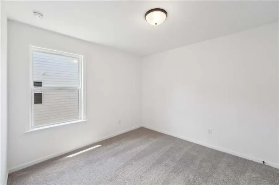 Spacious, unfurnished interior of a new home in Langston Reserve, Cartersville (Image 25).