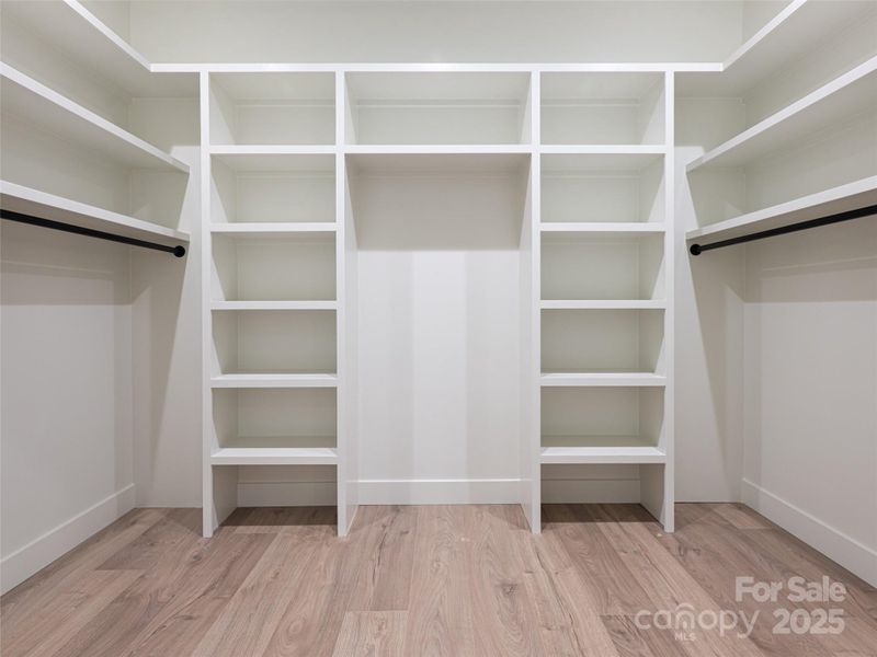 Image 41 of a home in .