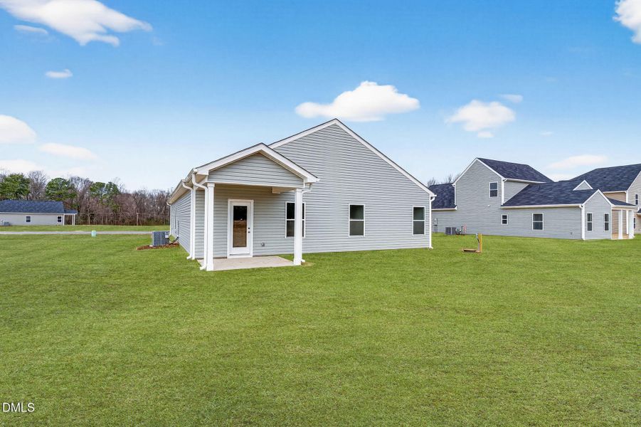 FAY_Hunters Trace_Embark_103 Rubyfield C