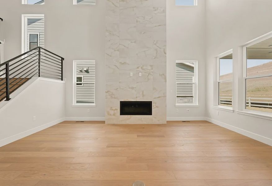 Homesite 267 Great Room - 4 of 22 Homesite 267 Great Room - 4 of 22