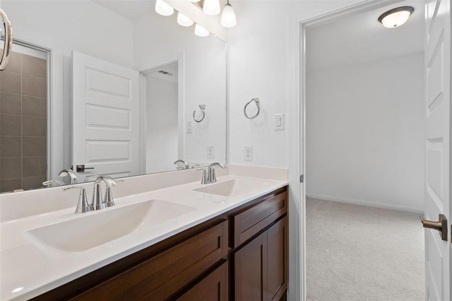 Upstairs full bath 1