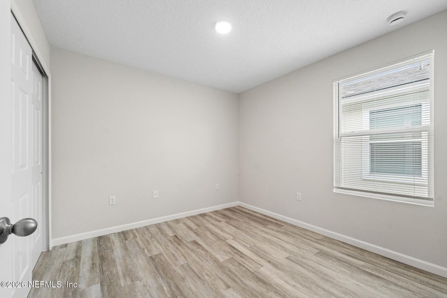 Spacious, unfurnished interior of a new home in , Jacksonville (Image 21).