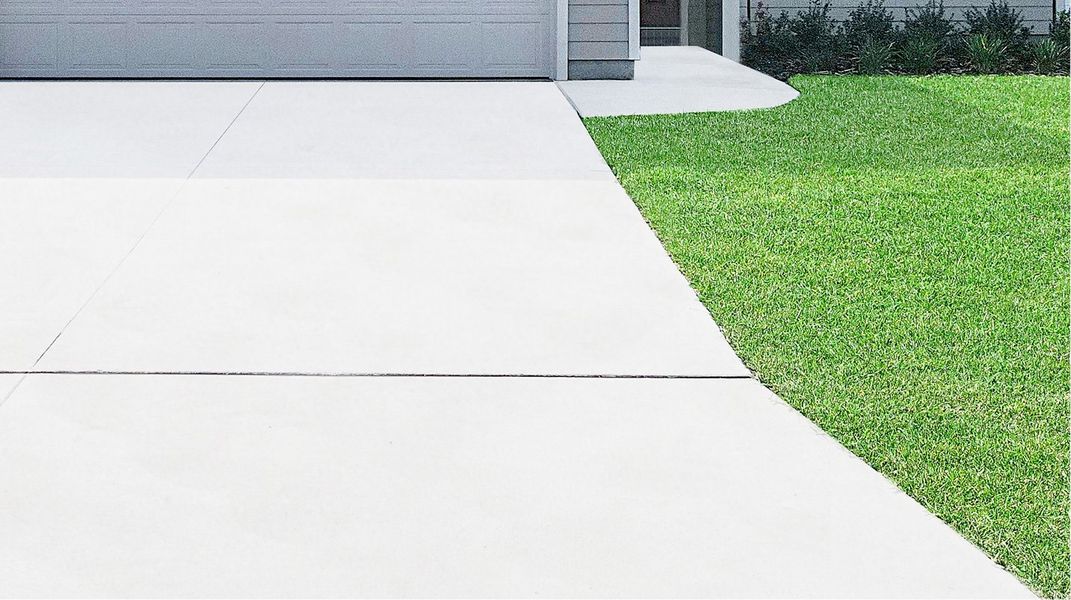 Saddle Oaks EI Concrete Driveway