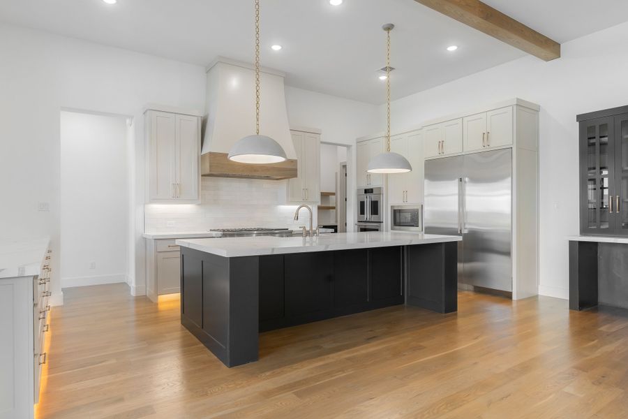 Furnished interior view inside a new home in Montclair, Prosper (Image 5).
