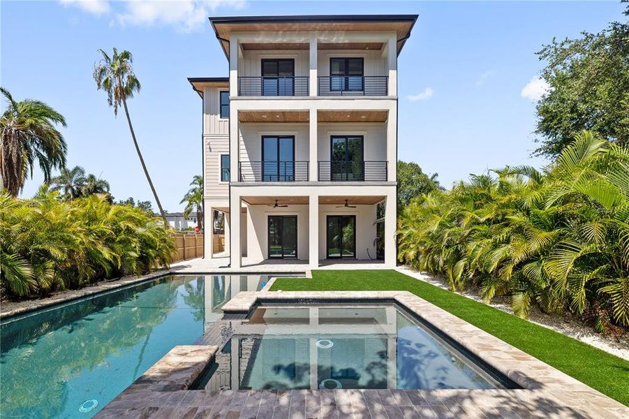 Exterior details and patio area of a home in , Tampa (Image 29).