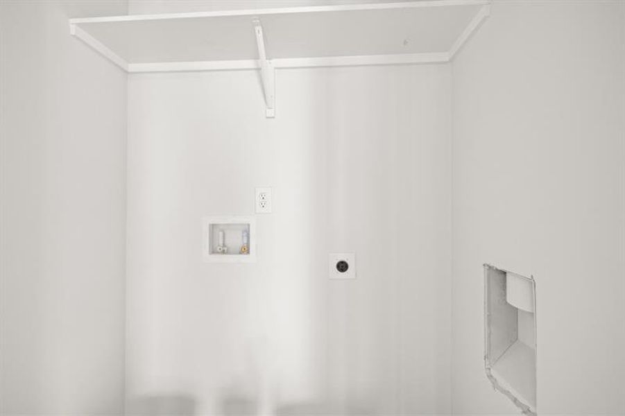 Spacious, unfurnished interior of a new home in , Snellville (Image 27).