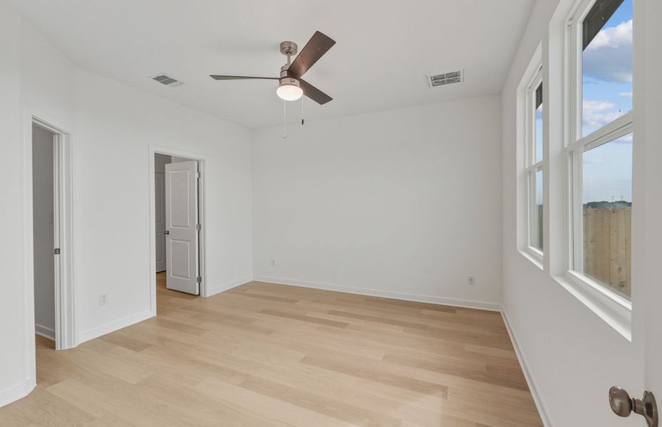 Spacious, unfurnished interior of a new home in Alto, San Marcos (Image 29).