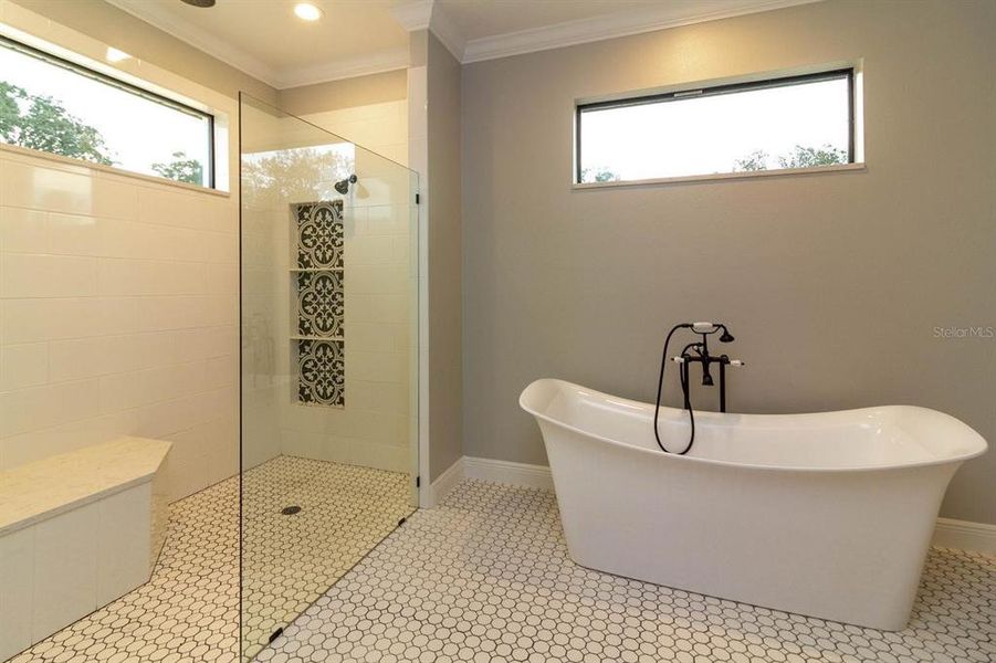 Furnished interior view inside a new home in , Umatilla (Image 16).