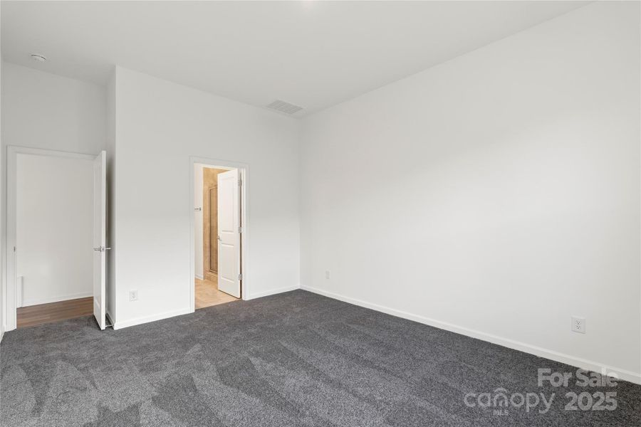 Spacious, unfurnished interior of a new home in , Indian Land (Image 38).