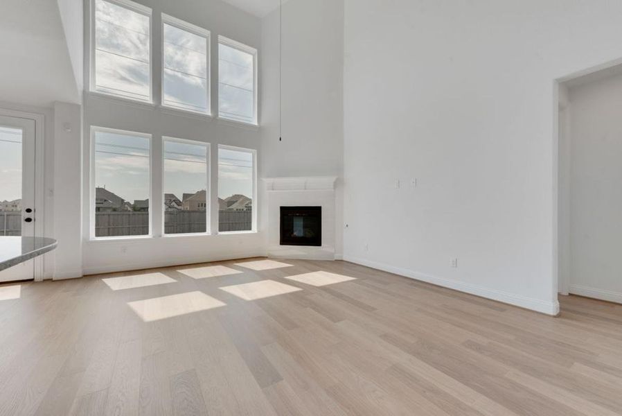 Spacious, unfurnished interior of a new home in Dominion of Pleasant Valley, Wylie (Image 19). Spacious, unfurnished interior of a new home in Dominion of Pleasant Valley, Wylie (Image 19).