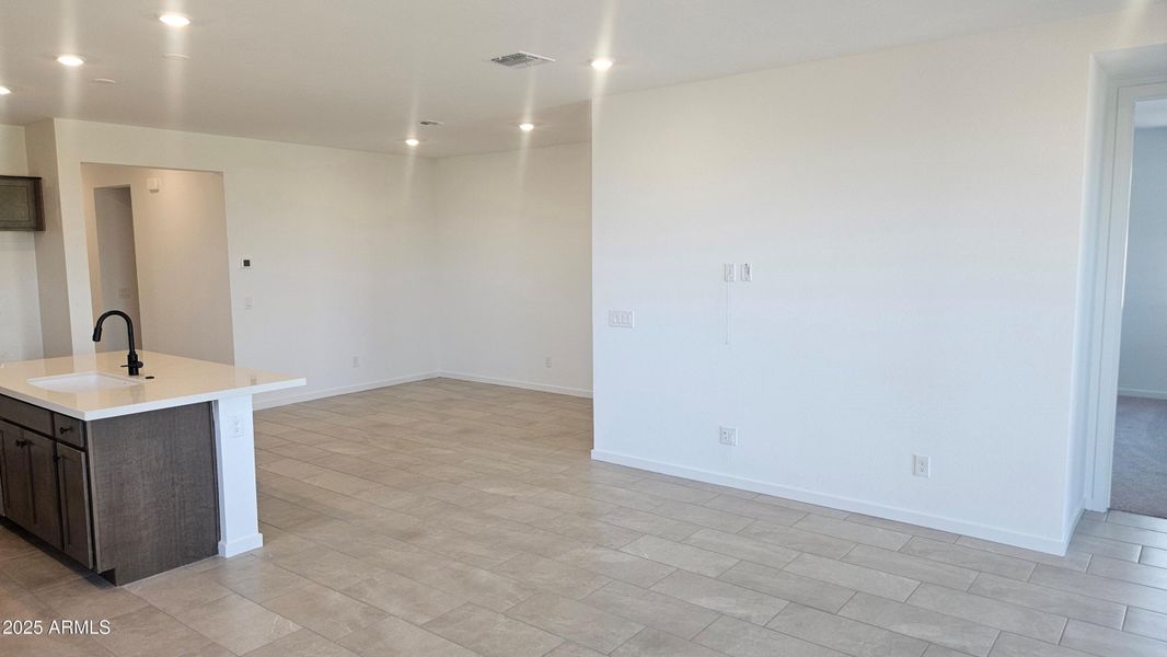 Mason Ranch II Lot 225 Kitchen-Greatroom Mason Ranch II Lot 225 Kitchen-Greatroom