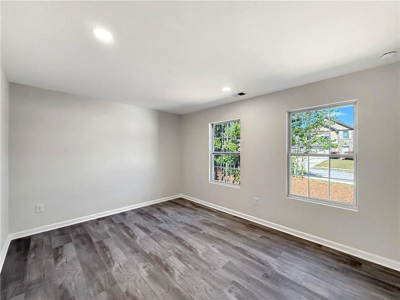 Spacious, unfurnished interior of a new home in , Jonesboro (Image 21).