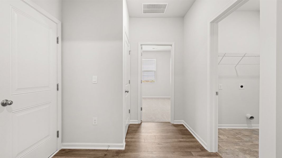 Spacious, unfurnished interior of a new home in Highland Hills, Graniteville (Image 26).