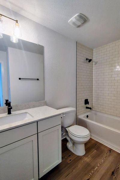 Furnished interior view inside a new home in Wolf Ranch, Georgetown (Image 5).