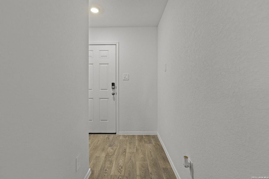 Spacious, unfurnished interior of a new home in Hickory Ridge, Elmendorf (Image 27).