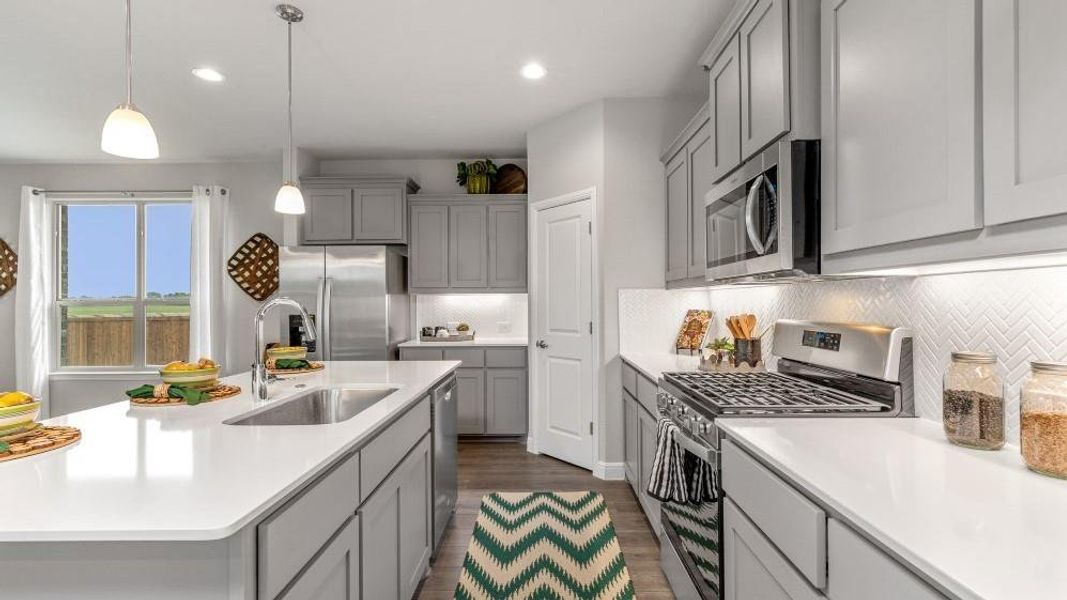 Furnished interior view inside a new home in Bella Vista, Granbury (Image 12). Furnished interior view inside a new home in Bella Vista, Granbury (Image 12).