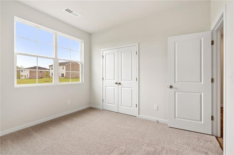Spacious, unfurnished interior of a new home in Walker Grove, McDonough (Image 24).