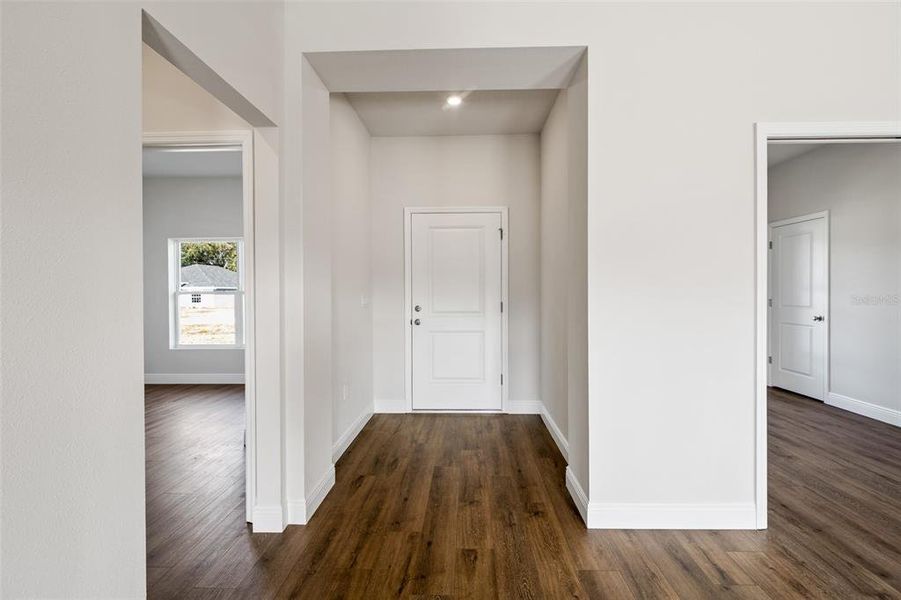 Spacious, unfurnished interior of a new home in , Ocala (Image 42).