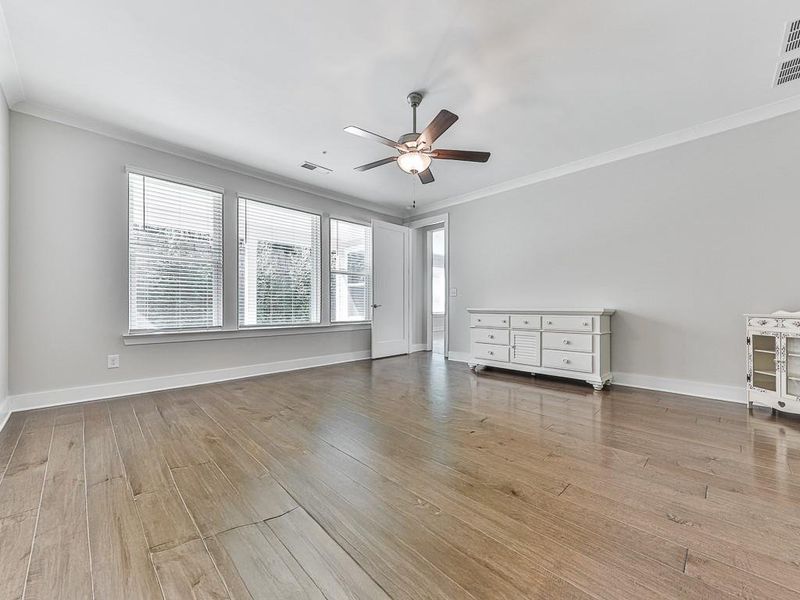 Spacious, unfurnished interior of a new home in Glenhaven at Ridgewalk, Woodstock (Image 26).