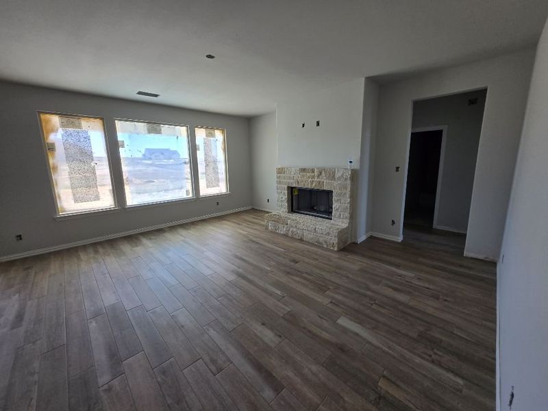 Spacious, unfurnished interior of a new home in Hillview Addition, Decatur (Image 7).