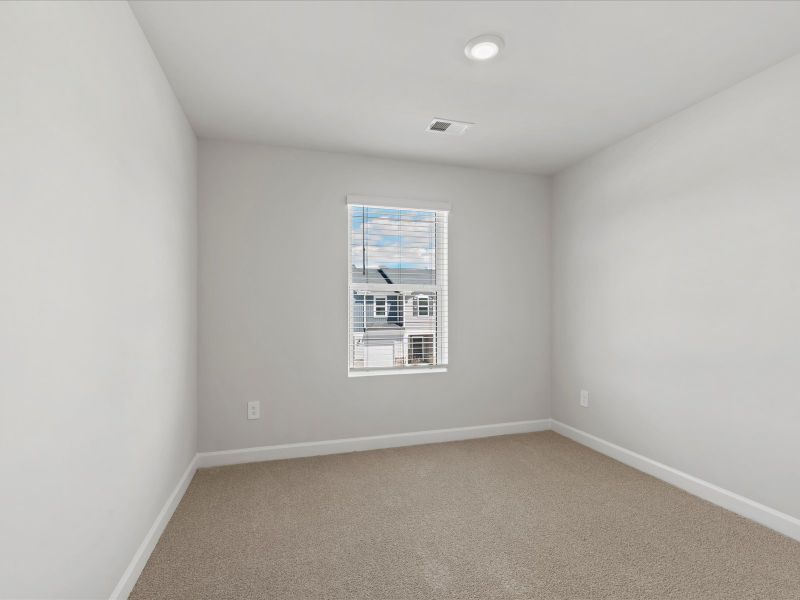 Spacious, unfurnished interior of a new home in Valentine Townes, Greer (Image 16).
