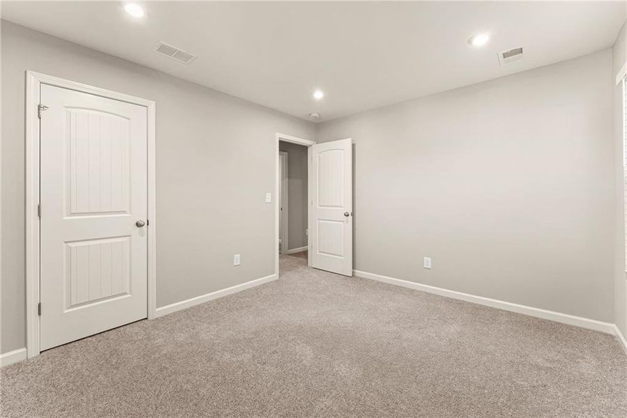 Spacious, unfurnished interior of a new home in , Braselton (Image 26). Spacious, unfurnished interior of a new home in , Braselton (Image 26).