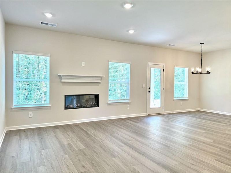 Spacious, unfurnished interior of a new home in , Braselton (Image 14).