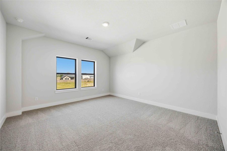 Spacious, unfurnished interior of a new home in Ellwood, Iowa Colony (Image 38). Spacious, unfurnished interior of a new home in Ellwood, Iowa Colony (Image 38).