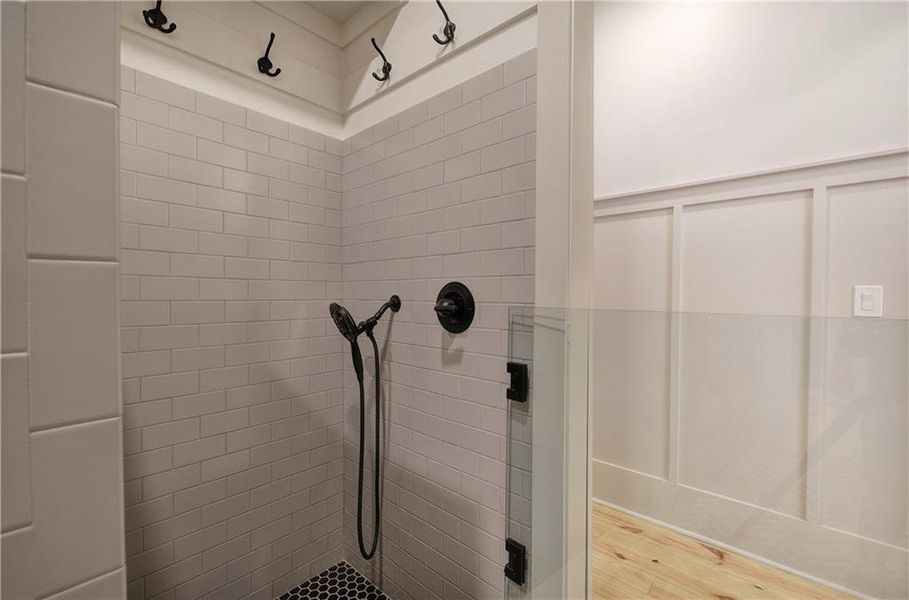 Close-up of interior finishes inside a home in , Acworth (Image 20).