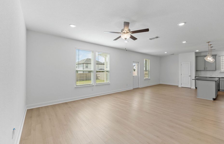 Spacious, unfurnished interior of a new home in Patterson Ranch, Georgetown (Image 22). Spacious, unfurnished interior of a new home in Patterson Ranch, Georgetown (Image 22).