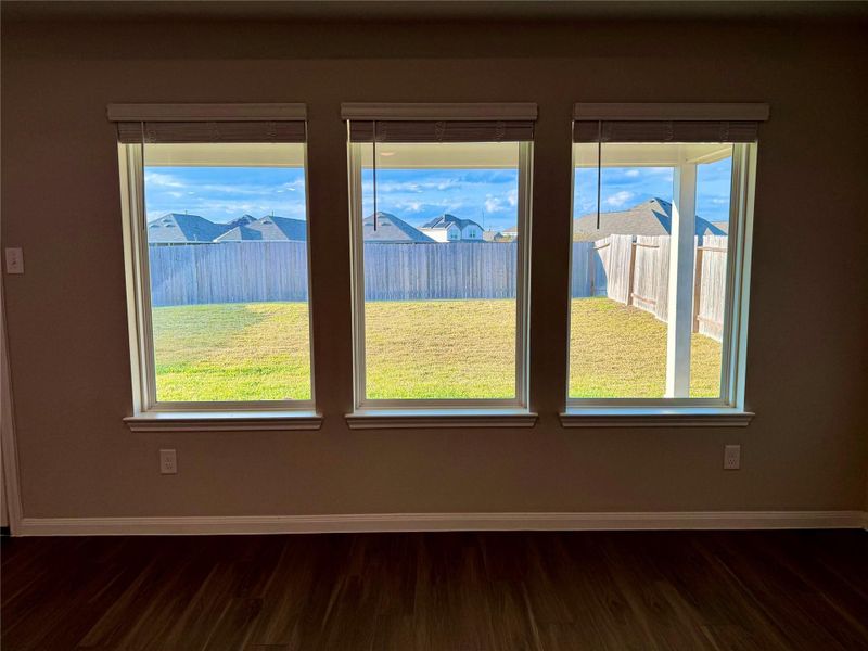 Spacious, unfurnished interior of a new home in Charleston Heights, Rosharon (Image 10).