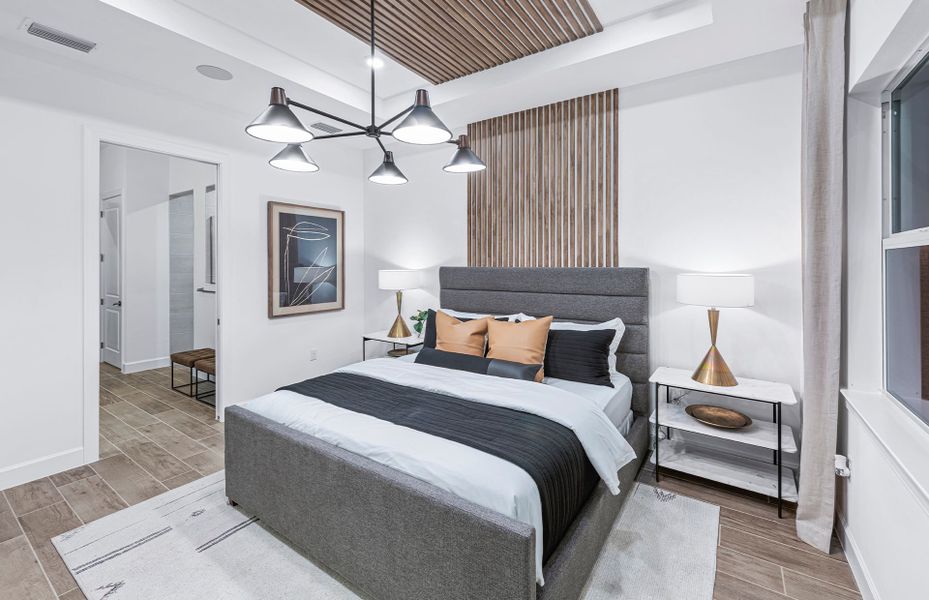 Owner's suite with private bath Owner's suite with private bath