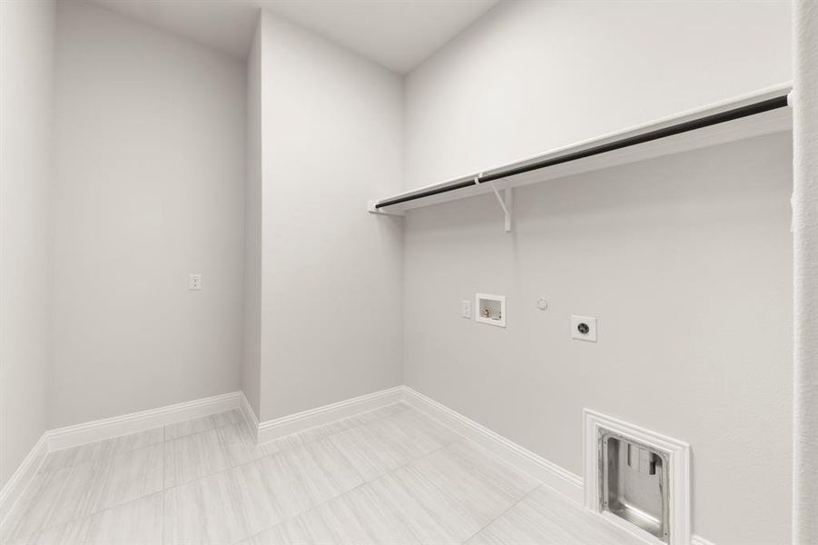 Spacious, unfurnished interior of a new home in River Ranch, Van Alstyne (Image 23). Spacious, unfurnished interior of a new home in River Ranch, Van Alstyne (Image 23).