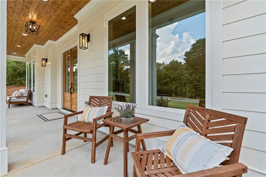 Exterior details and patio area of a home in , Lilburn (Image 35).