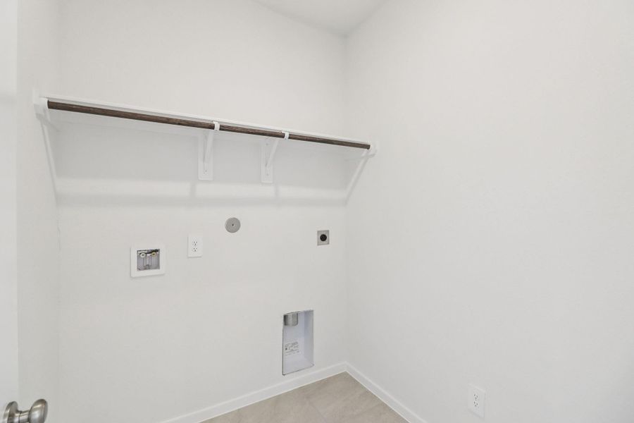 Spacious, unfurnished interior of a new home in Landing Meadows - Premier Series, New Caney (Image 24). Spacious, unfurnished interior of a new home in Landing Meadows - Premier Series, New Caney (Image 24).
