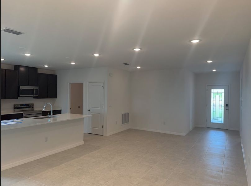 Spacious, unfurnished interior of a new home in Benton Hills, Brooksville (Image 11). Spacious, unfurnished interior of a new home in Benton Hills, Brooksville (Image 11).