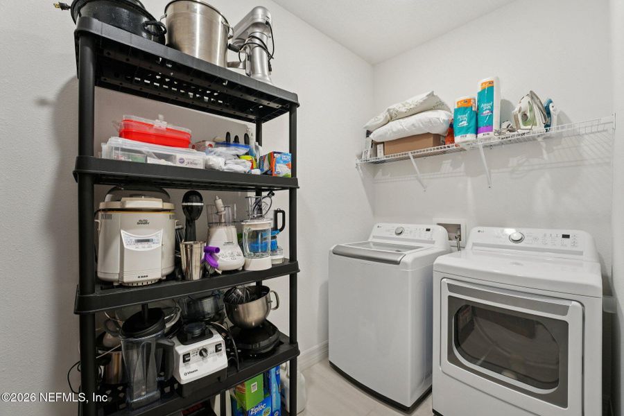 Close-up of interior finishes inside a home in , Ponte Vedra (Image 18).