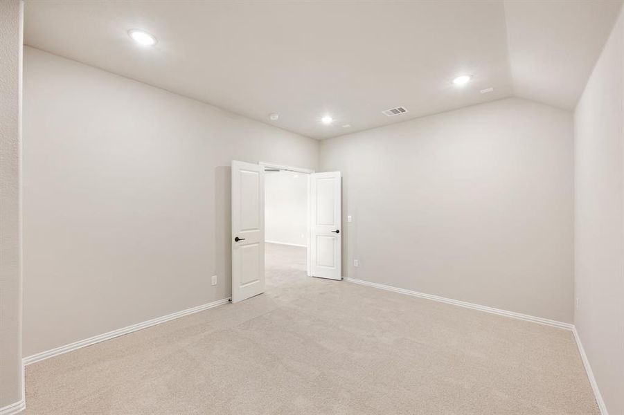 Spacious, unfurnished interior of a new home in Anderson Crossing, Trenton (Image 26). Spacious, unfurnished interior of a new home in Anderson Crossing, Trenton (Image 26).