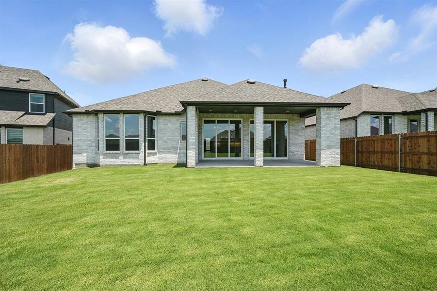 Front exterior of a new home in Thompson Farms: 60ft. lots, Van Alstyne, TX, highlighting curb appeal (Image 19). Front exterior of a new home in Thompson Farms: 60ft. lots, Van Alstyne, TX, highlighting curb appeal (Image 19).