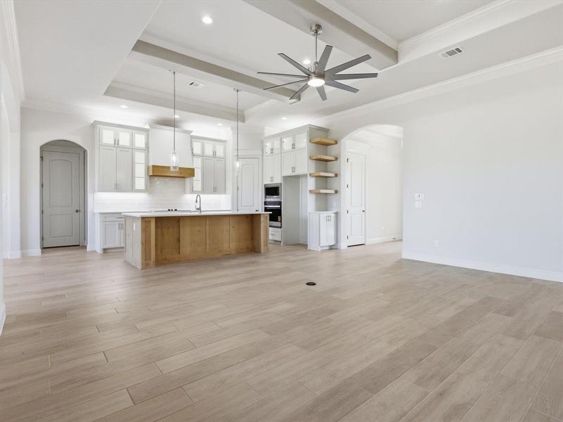 Spacious, unfurnished interior of a new home in , Weatherford (Image 25). Spacious, unfurnished interior of a new home in , Weatherford (Image 25).