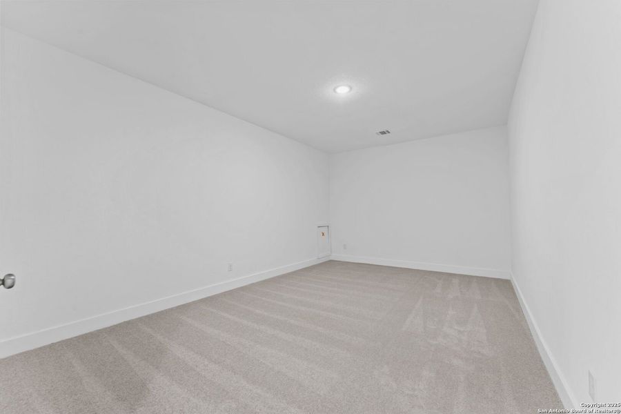 Spacious, unfurnished interior of a new home in , New Braunfels (Image 29). Spacious, unfurnished interior of a new home in , New Braunfels (Image 29).